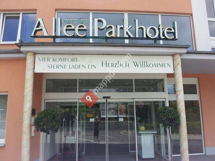 Allee Parkhotel Maximilian