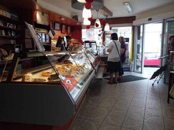 Bäckerei & Café Oestereich