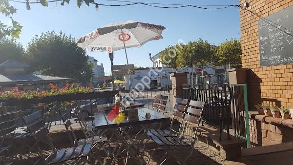 Bäumsche am Bahnhof