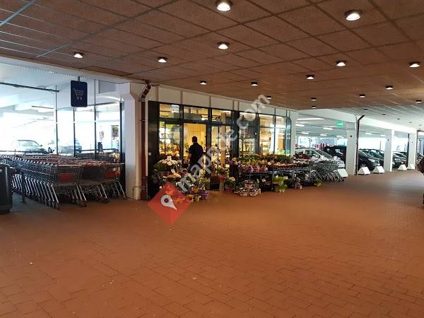 Bloomery im Famila-Markt