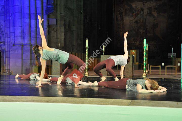 Dance Company Tipping Point