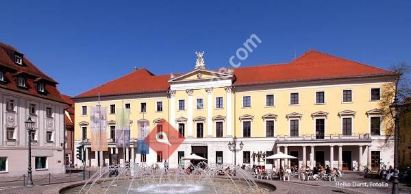 Dr. Alexandra Koch, Zahnärztin am Theater, Regensburg