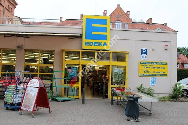 EDEKA Halecker