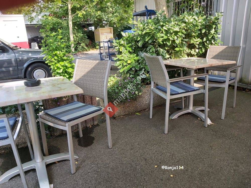 F - Punkt Grillimbiss