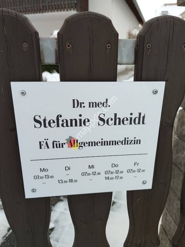 Frau Dr. med. Stefanie Scheidt