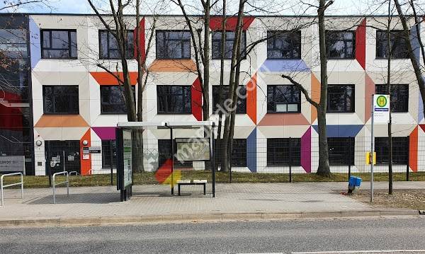 Glienicke/Nordbahn, Friedrich-Wegner-Platz