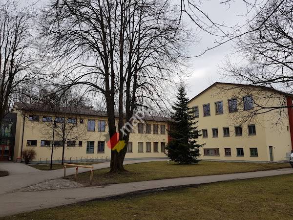 Grund und Mittelschule Emmering