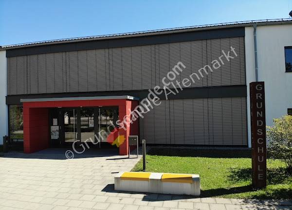 Grundschule Altenmarkt, Osterhofen