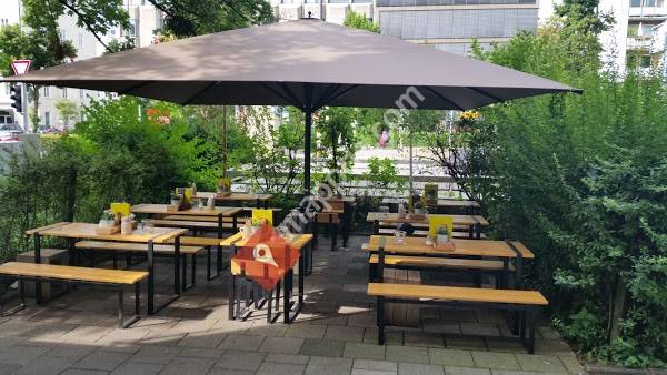 HANS IM GLÜCK - Burgergrill | München NYMPHENBURG