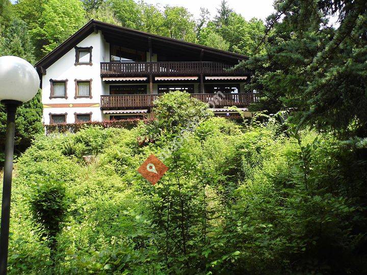 Haus Schiefertal Ferienwohnungen