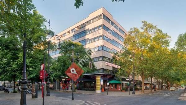 Hollywood Media Hotel