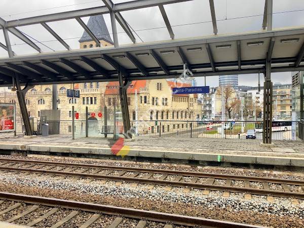 Jena, Paradiesbahnhof