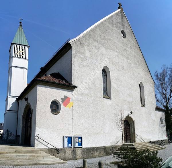 Katholische Pfarrkirche St. Johannes der Täufer
