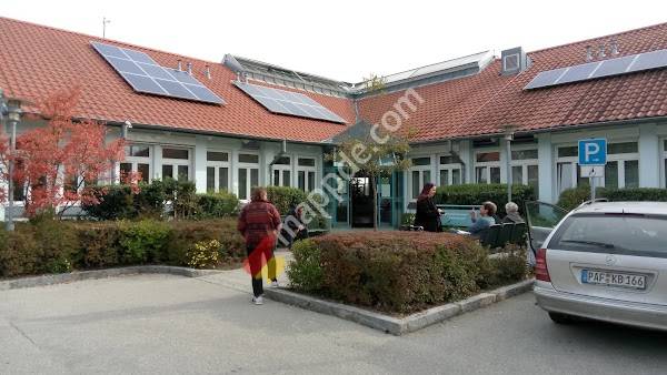 Landratsamt - Außenstelle Pettenkoferstraße (Annahmeschluss jeweils 30 Minuten vor Schließung)