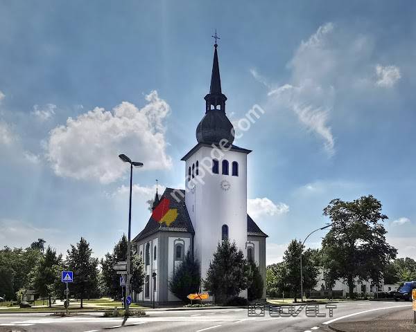LichterHimmel-Kirche St. Laurentius Westerwiehe