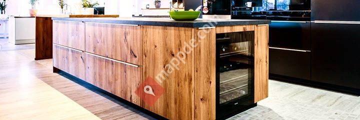 Mike von Ahlen - Küchen Bäder Schranksysteme