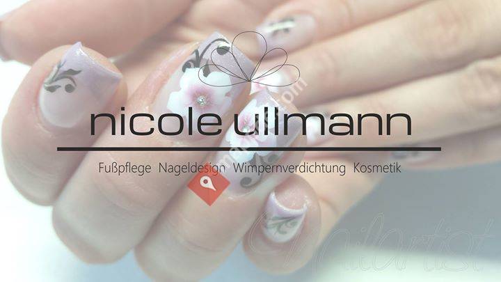 Nailart by Nicole Ullmann