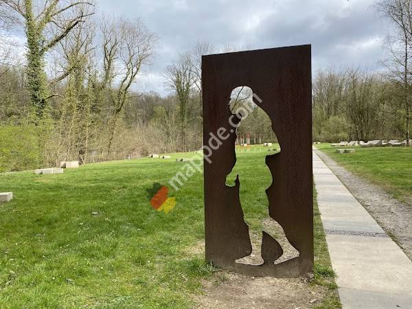 Neanderthal Fundstelle / Erlebnisturm Höhlenblick