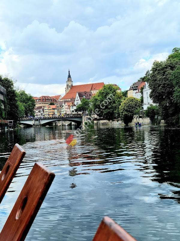 Neckar-Parkhaus