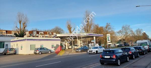 OIL! Tankstelle
