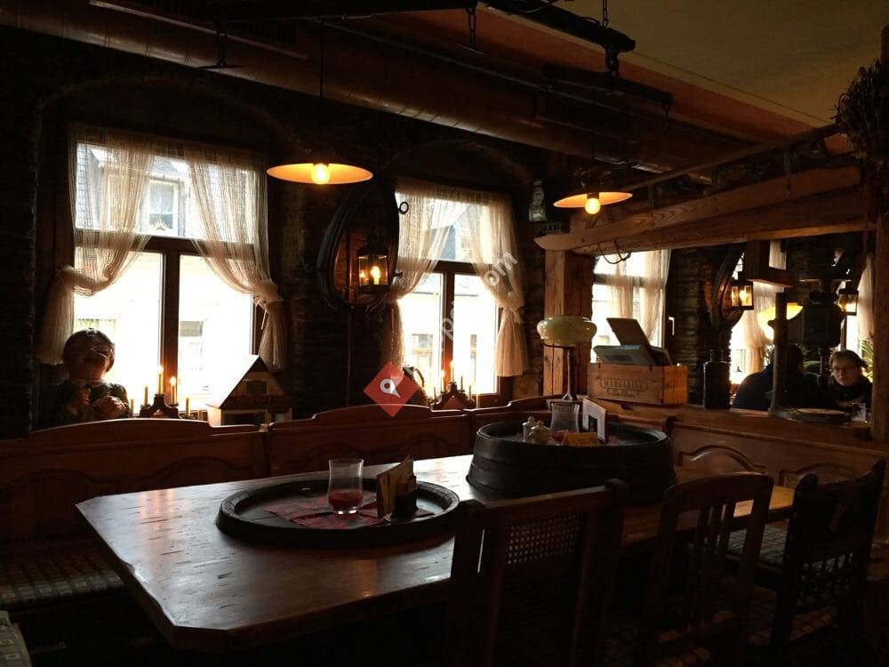 Oma's Kartoffelhaus und Schnitzel Otto