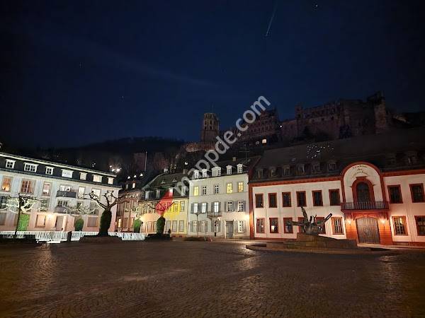 Parkhaus P13 Karlsplatz