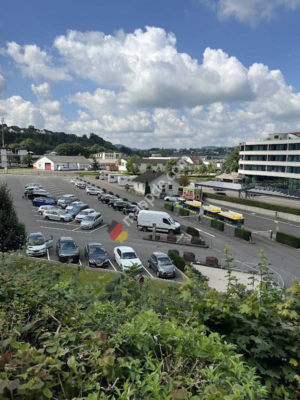 Parkplatz Attahöhle (kostenpflichtig)