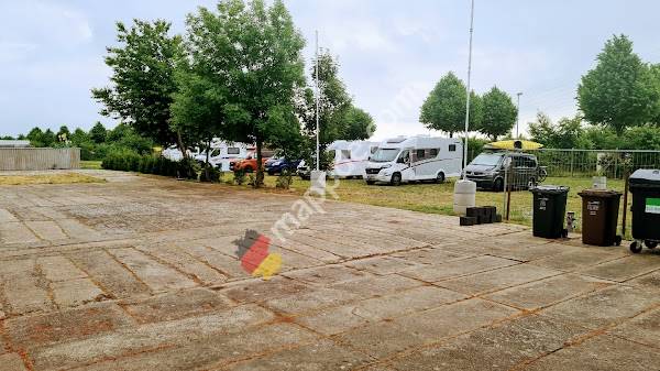 Parkplatz / Stellplatz für Wohnmobil - Caravan