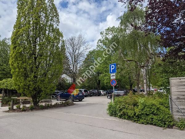 Parkplatz Waldfriedhof