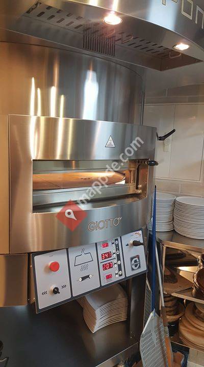 Pizzeria Trattoria La  pugliese