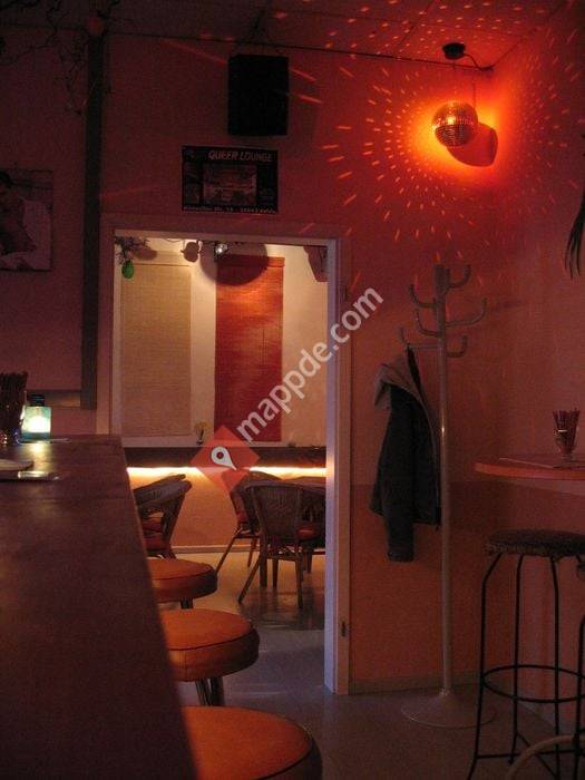 Queer Lounge