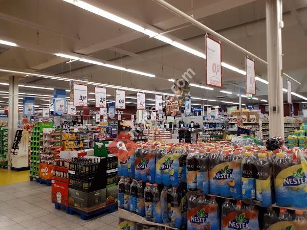 real,- SB-Warenhaus GmbH