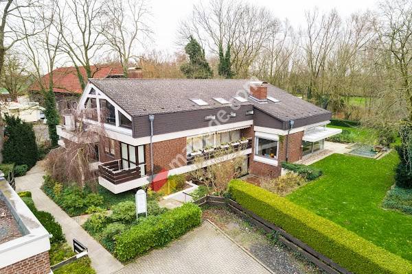 ÄrzteHaus am Amtshofweg 12