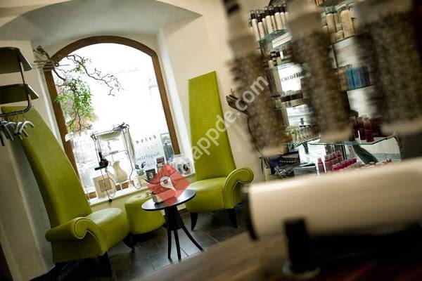 Sabine Helmert - Haare und Bewusstsein