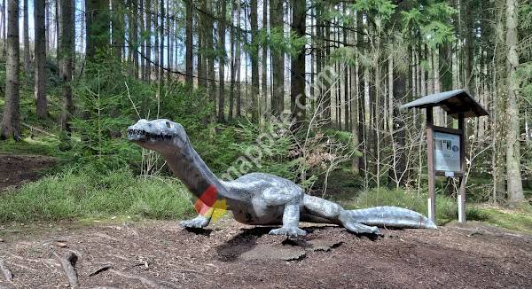 Saurier-Erlebnispfad