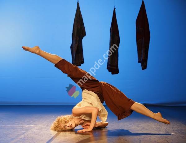 Semilla - Tanz, Performance, Iyengar Yoga