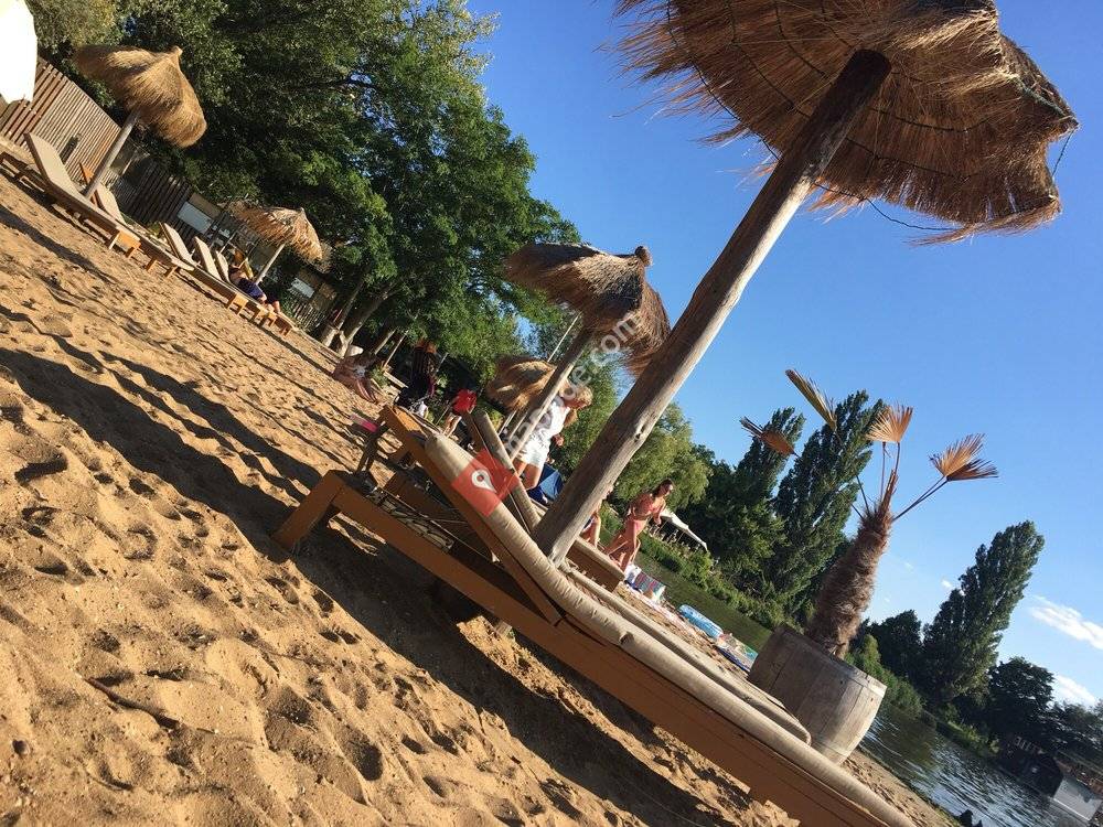 Strandbar am Havelufer