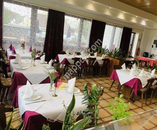 Tandoori Garden 2 (am Sporteck)