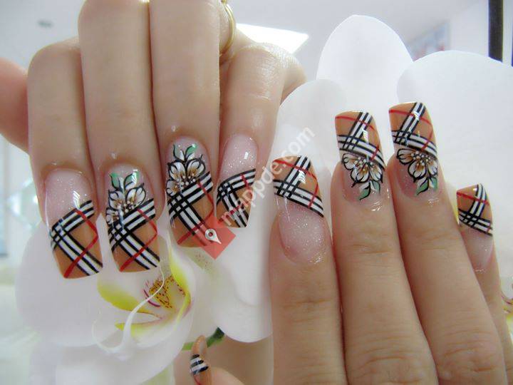 Vidan Wimpernverlängerung Nagelstudio in Bernau