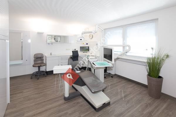 Zahnarztpraxis Dr. Hümmer