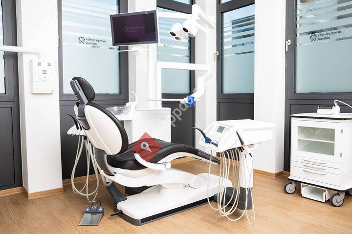 Zahnarztpraxis Jourdan